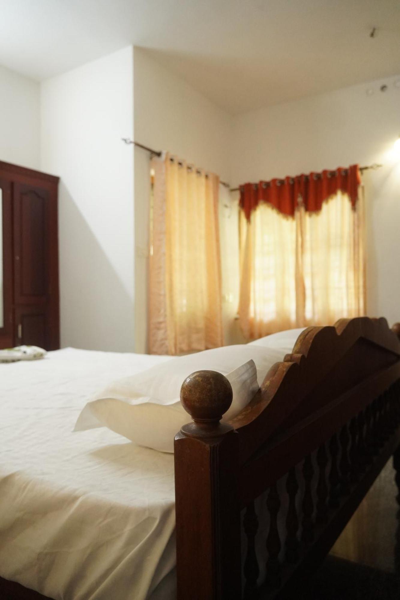Joby Homestay Kadamakudy Kochi Eksteriør bilde